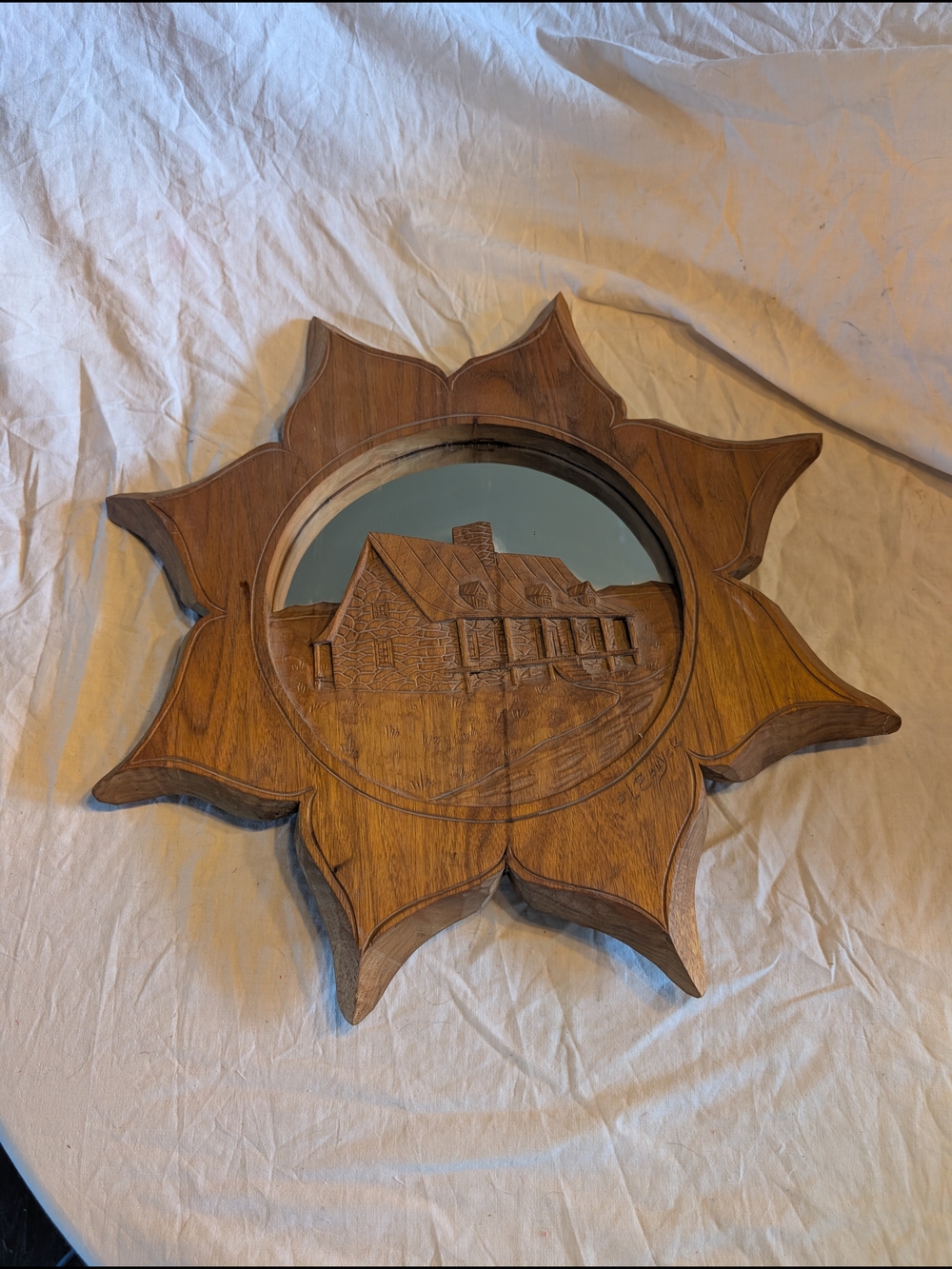 2/100$ Vintage Brown Sunburst Carved Cottage Wall Mirror